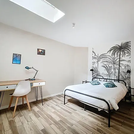 Bngo L L'interlude Bleu L T2 En Souplex, 4p, Mermoz Hopital Apartment