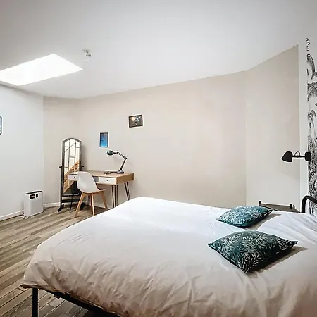 Apartamento Bngo L L'interlude Bleu L T2 En Souplex, 4p, Mermoz Hopital *